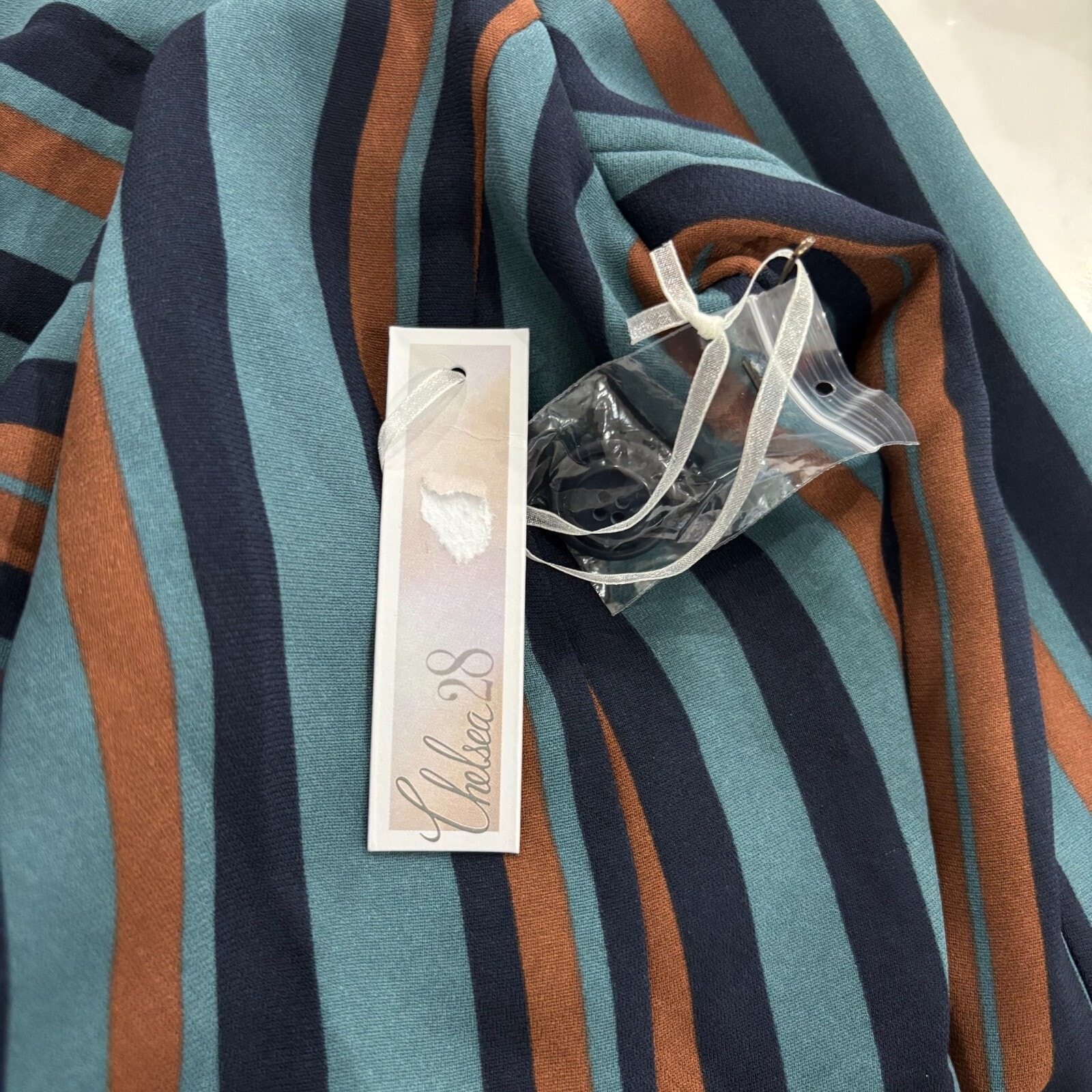 Nwt Nordstrom Chelsea28 Size M Blue Brown Stripe Double Breasted Blazer Jacket — image 5 of 8